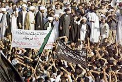 تظاهرة شيعية في بغداد واستمرار أعمال المقاومة