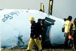 باول: ليبيا مستعدة للاعتراف بحادث "لوكيربي"!