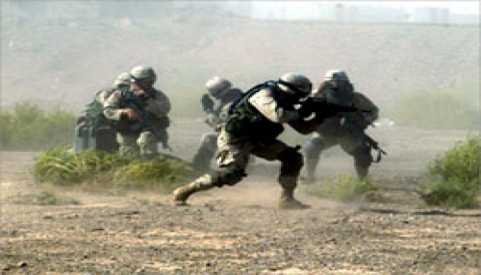 مقتل وإصابة ثمانية جنود أمريكيين بالعراق