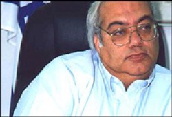 الصهاينة: الجدار الفاصل مستمر رغم الخلاف مع أصدقائنا الأمريكيين!!