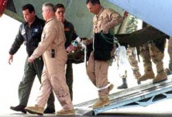 خمسة قتلى أمريكيين في يوم دامٍ بالعراق