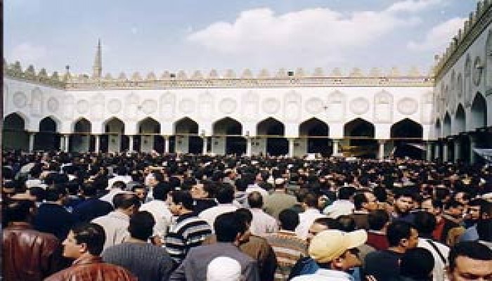 مظاهرة بالأزهر دعمًا للعراق وفلسطين