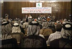 عراقيون يطالبون بعدم استخدام القوة ضد الأمريكيين