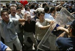 واشنطن تفرج عن جنود أتراك اعتقلتهم بالعراق