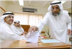 الكويت: الإسلاميون يتَّهمون الحكومة بالتلاعب في الانتخابات