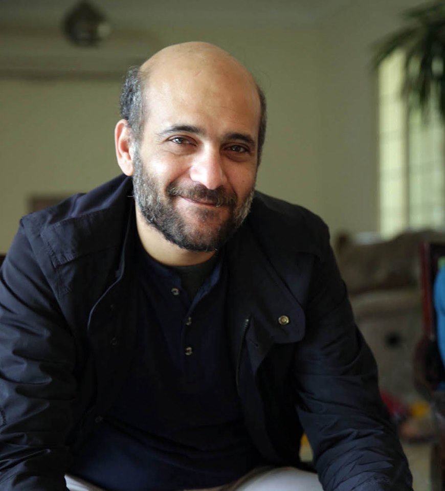 عائلة وأصدقاء رامي نبيل شعث يصدرون بيانًا عن ظروف اعتقاله واحتجازه