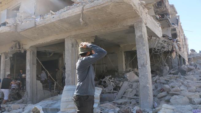 قصف متواصل لميليشيات بشار على "إدلب".. وحركة نزوح جديدة