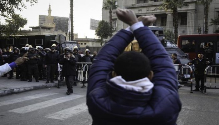 سجون العسكر تواصل قمع الحريات باعتقال 4 صحفيين