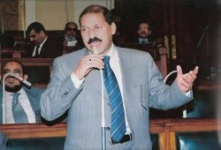 اعتقال 37 بينهم 25 طالبًا واستمرار إخفاء طبيب وتضامن مع إضراب الحرائر