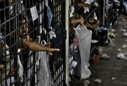 استمرار التنكيل بالمحامية هدى عبدالمنعم وتواصل الانتهاكات بسجن القناطر