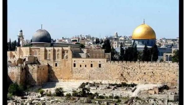 "حماس" تدين موقف عباس من مواجهة صفقة القرن والاحتلال يعتقل17 فلسطينيا