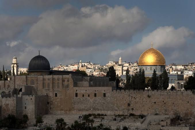 القدس.. وقيادة العالم