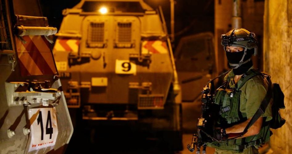 اعتقال 13 فلسطينيا بينهم طفل وجريح بالضفة.. ورعب الصهاينة من"صفقة القرن"