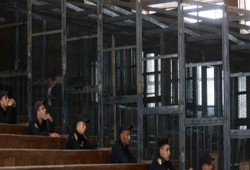 المؤبد لمعتقل والمشدد 15 سنة لـ14 آخرين في أحداث السفارة الأمريكية