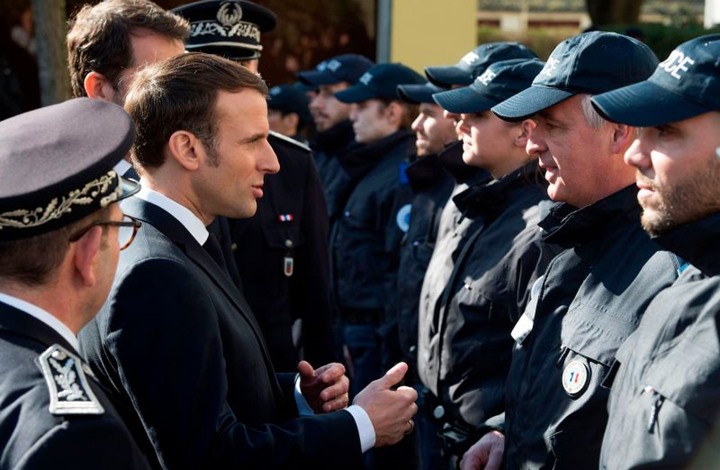 فورين بوليسي: ما سر حرب ماكرون على الإسلاموية؟