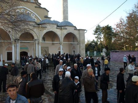المساجد في الغرب ضرورة ومسئولية.. كيف نطورها؟