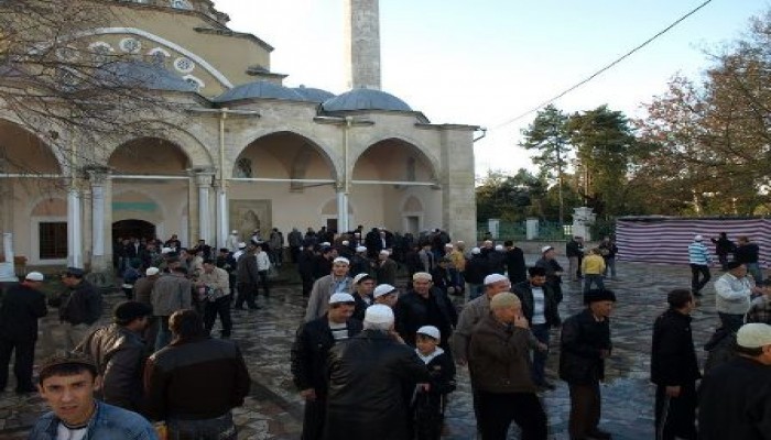 المساجد في الغرب ضرورة ومسئولية.. كيف نطورها؟