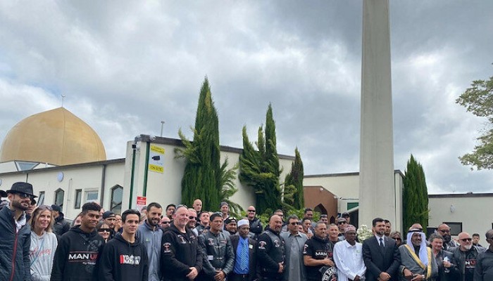 رغم كورونا.. الآلاف يستذكرون ضحايا "مجزرة المسجدين" في نيوزيلندا