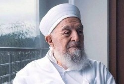 وفاة الشيخ عبدالله عثمان أوغلو رئيس وقف الجامع الأخضر بإسطنبول