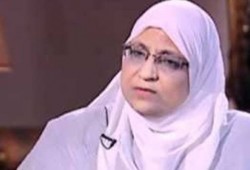 مطالبات بالإفراج عن المعتقلين.. والإهمال الطبي يهدد حياة الحقوقية هدى عبدالمنعم