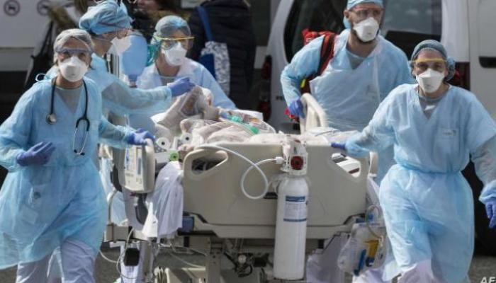 10 خطوات لدعم الأطباء في مواجهة الضغوط النفسية لـ"كورونا"