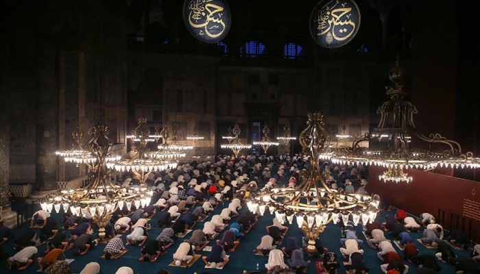 قس يوناني: شعبنا عاش خلال حكم الأتراك حرية دينية حقيقية