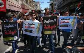 تطبيع الإمارات والكيان الصهيوني.. مثقفون مغاربة يقاطعون أبوظبي