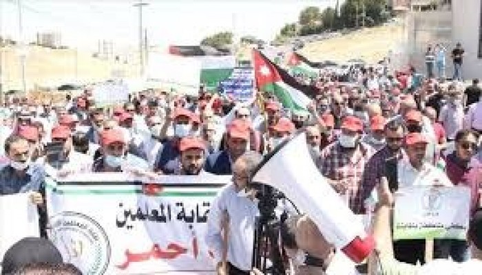 الربيع العربي| الإفراج عن معلمي الأردن وإخلاء ثامن مواقع "التحالف" بالعراق