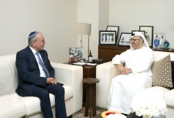 إدانات متلاحقة لخطوة الإمارات التطبيعية.. وخبير دولي: أبوظبي شريك في "إيست ميد"