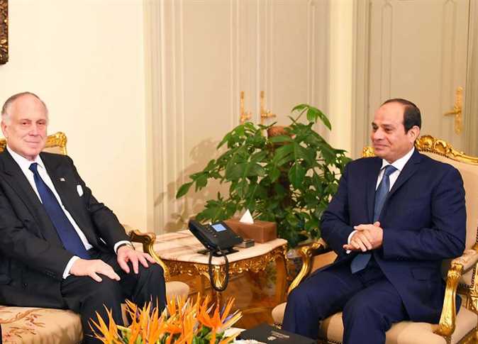 في سياق متكرر .. رئيس الكونجرس اليهودي العالمي يلتقي "السيسي" للمرة الخامسة بالقاهرة