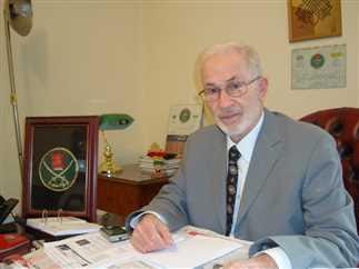 رسالة من القائم بالأعمال إلى الرئيس الفرنسى إيمانويل ماكرون