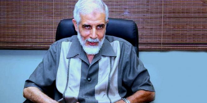 6 ديسمبر إعادة محاكمة د. عزت بهزلية التخابر واعتقال أكاديمي والتحقيق مع متظاهري سبتمبر