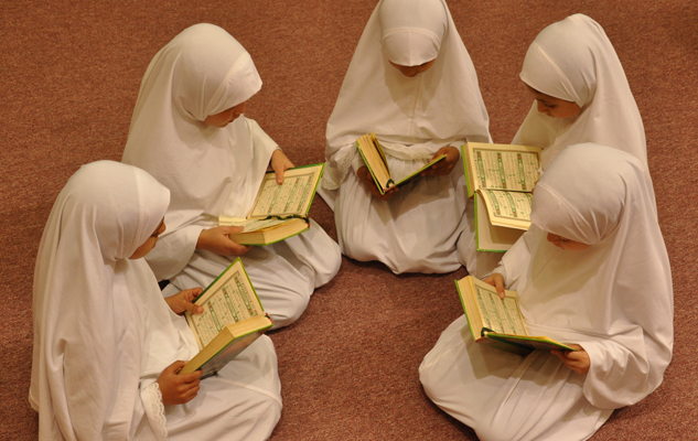 كيف نُعلم أطفالنا حب القرآن الكريم؟