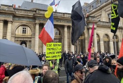 للأسبوع الرابع.. مظاهرات في فرنسا ضد قانون حماية الشرطة