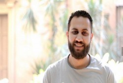 إدانة تدوير الحقوقي إبراهيم عز الدين في قضية جديدة بعد أيام من إخلاء سبيله