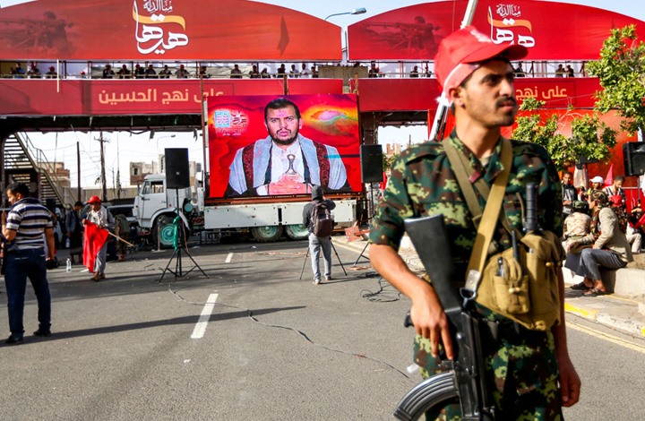 اليمن.. قضاء الحوثيين يحكم بإعدام 75 ضابطا بالقوات المؤيدة للشرعية