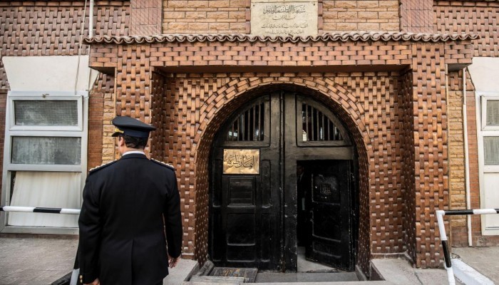 100 منظمة حقوقية تطالب العالم بالتدخل: السيسي يفني حقوق الإنسان بمصر