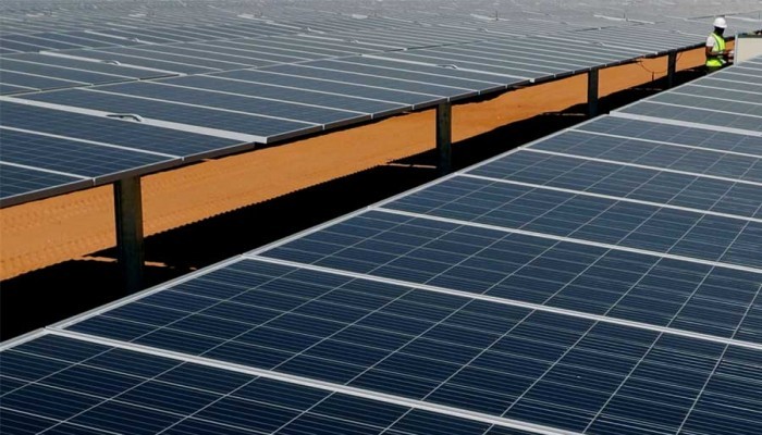 شركة صهيونية تساهم في صيانة منشآت للطاقة الشمسية بأسوان