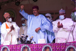 أبو عزوم أول عربي يفوز برئاسة النيجر