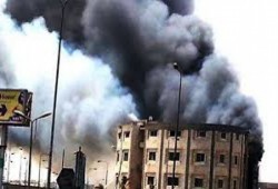 غضب بمواقع التواصل بعد وفاة 20 شخصاً بحريق مصنع ملابس