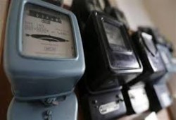 حكومة الانقلاب تسترد زيادة الرواتب برفع أسعار الكهرباء والبنزين