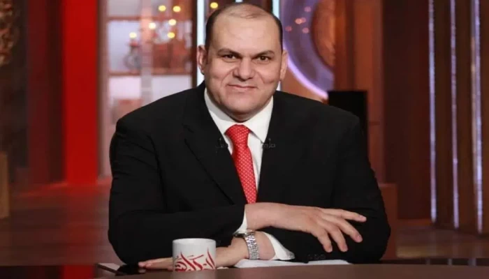 شكوى ضد أستاذ جامعي كتب مقالات تنتقد إعلام الانقلاب