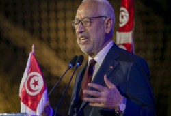 تونس.. حركة النهضة تقاضي صحيفة بتهمة نشر "أكاذيب" عن الغنوشي