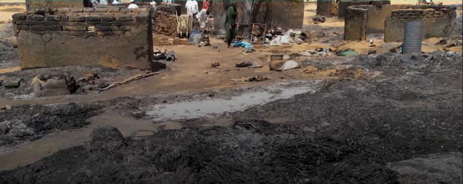 السودان.. المراقب العام للإخوان يدعو لإغاثة إحدى قرى درافور بعد حريق مدمر