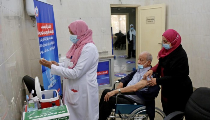 غلاء الأدوية يُفاقم كارثة "كورونا" في الصعيد