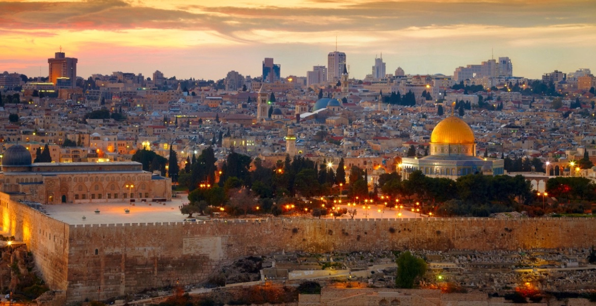  الأقصى فجر العيد الجديد