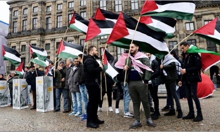 "فير أوبزيرفر": تضامن عالمي غير مسبوق مع الشعب الفلسطيني