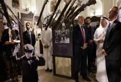 دبي تدشن معرضا لـ"الهولوكوست" الصهيوني.. ونشطاء يعلقون