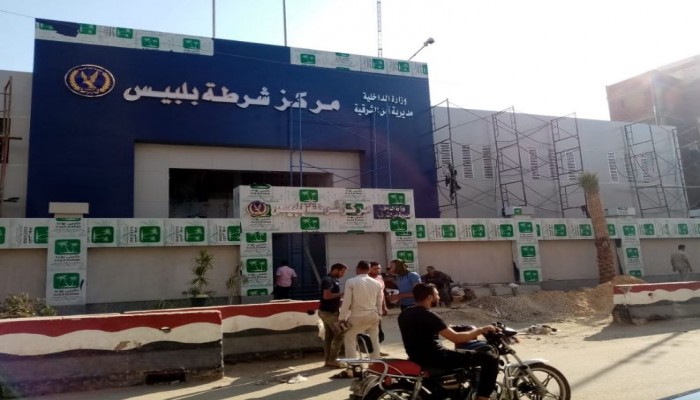 قسم بلبيس بالشرقية.. إهانات وتعنت مع أسر المعتقلين يقودها الضابط أكرم