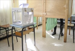 الجزائر.. بدء فرز الأصوات بانتخابات البرلمان